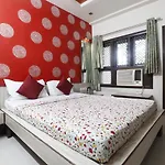 Hotel Chandra Vilas