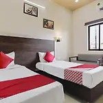 Oyo 47287 Eden Garden Resort