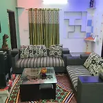 Traverse Suite