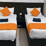 Hotel Om Palace - Couple Friendly & Local Id Accepted