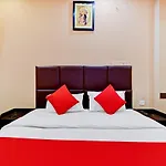 Hotel Deepak Residency