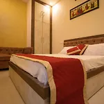 Hotel Aayat Palace