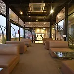 Crown Plaza