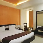 Hotel Yash Regency