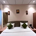 Hotel Grande Residency