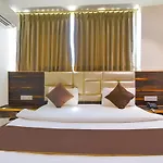 Fabhotel Prime Kaki