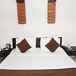 Hotel Yash Regency
