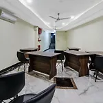 Collection O Hotel Rani Bagh