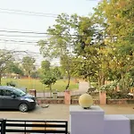 Luxurious 3 Bhk Independent Cozy Corner Homestay