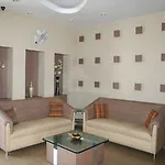 Hotel Tarun