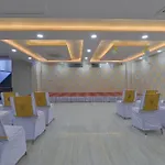 Fabhotel Pink City - World Trade Park