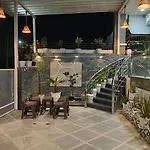 Hotel Grand Mala