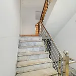 Oyo 82094 Hotel Saras Inn