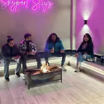 Sky Port Bhk Apt Netflix Prime Wi-Fi Rooftop