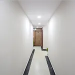 Fabhotel Season Park 2