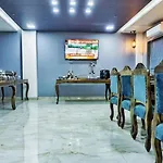 Raas Mahal-Hotel In Jaipur Near Tourist Places