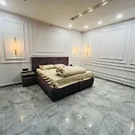 The Crescent Villa