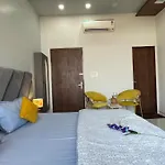 Viu\'S Villa