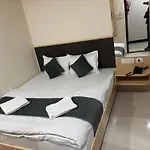 Hotel Silver Moon-200 Meter Jaipur Junction
