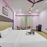Hotel Stay Fine