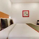 Townhouse 207 Hotel Downtown My Stay