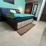 Saacha House