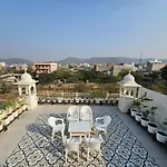 4Bhk Penthouse-Amber In The Dunes, Amer Road