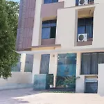 Super Townhouse Malviya Nagar Near Airport Formerly Royal Residency
