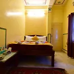 Bani Park Hotel