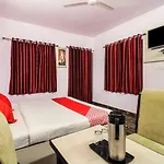 Oyo 23553 Padamgarh Residency