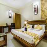 Fabhotel Royal Residency Jaipur Airport