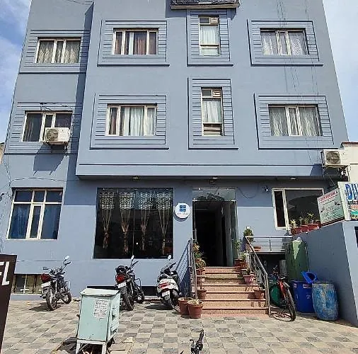 Fabhotel Majestic Heights