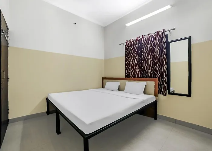 Oyo 44365 Hotel Sunshine