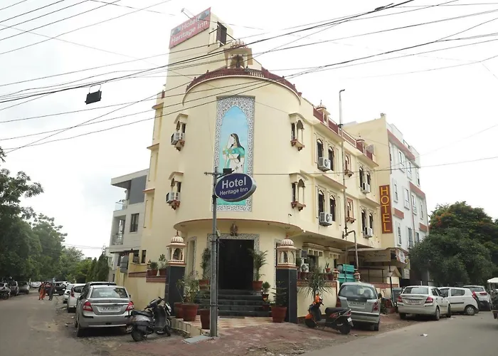 Hotel Heritage Inn