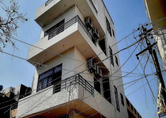 Hotel O Dev Mansarovar