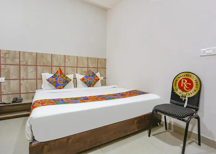 Fabhotel Season Park 2