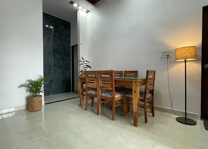 Bark & Bash-Villa-House
