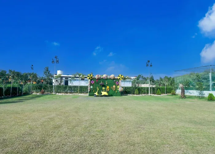 Hotel O Sunshine Resort & Restaurant