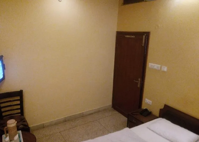 Hotel Shri Kalyan Residency