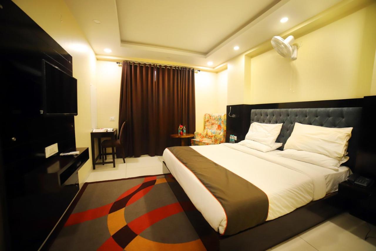 Hotel Legacy 3*