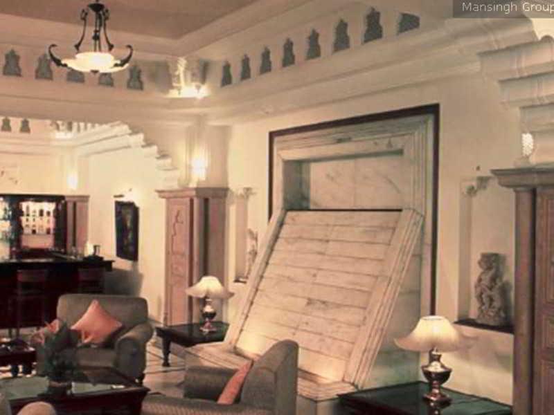 V Sarovar Portico Mi Road Hotel Jaipur
