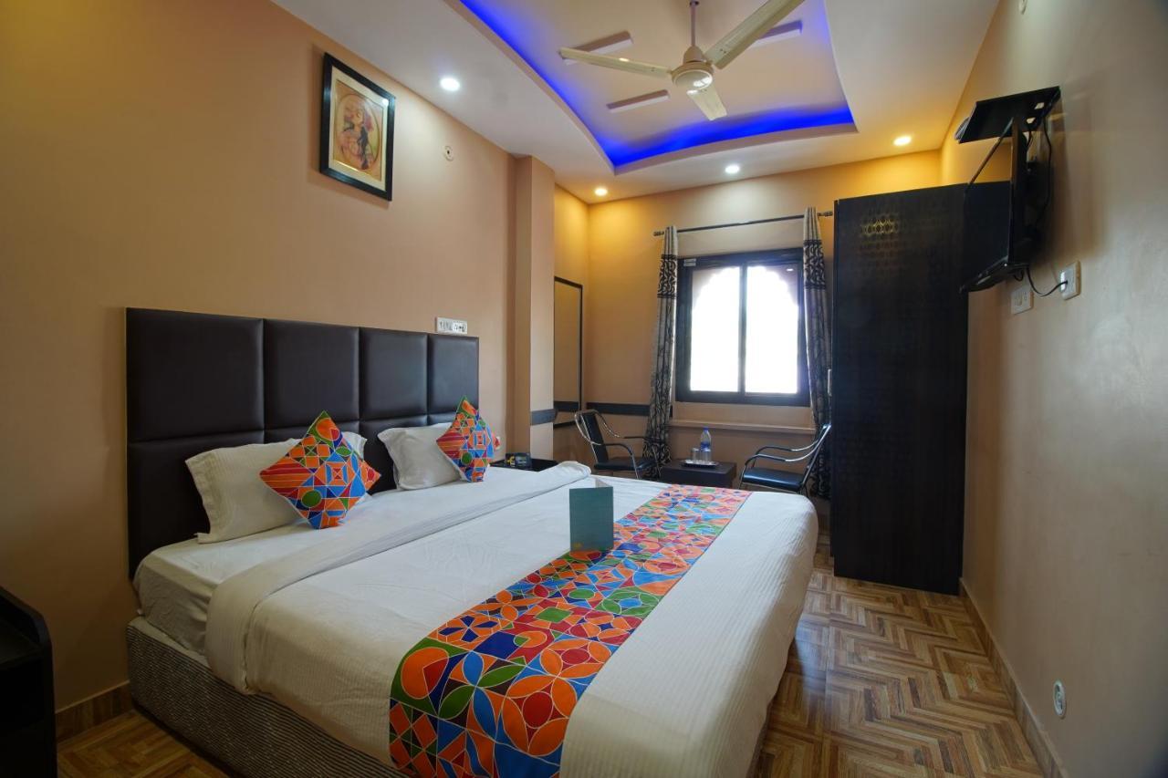 Deepak Residency 3*