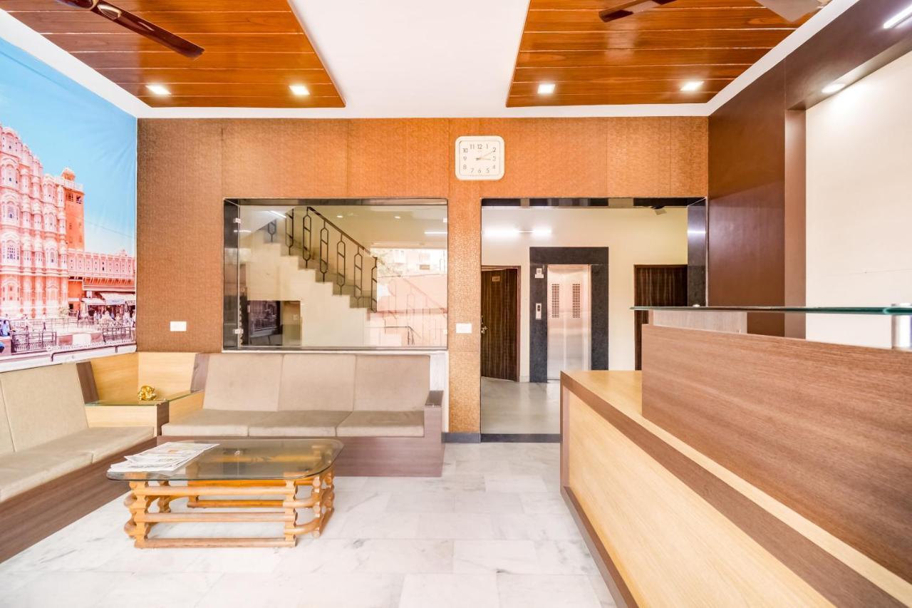 Hotel Oyo 72203 Shrinath