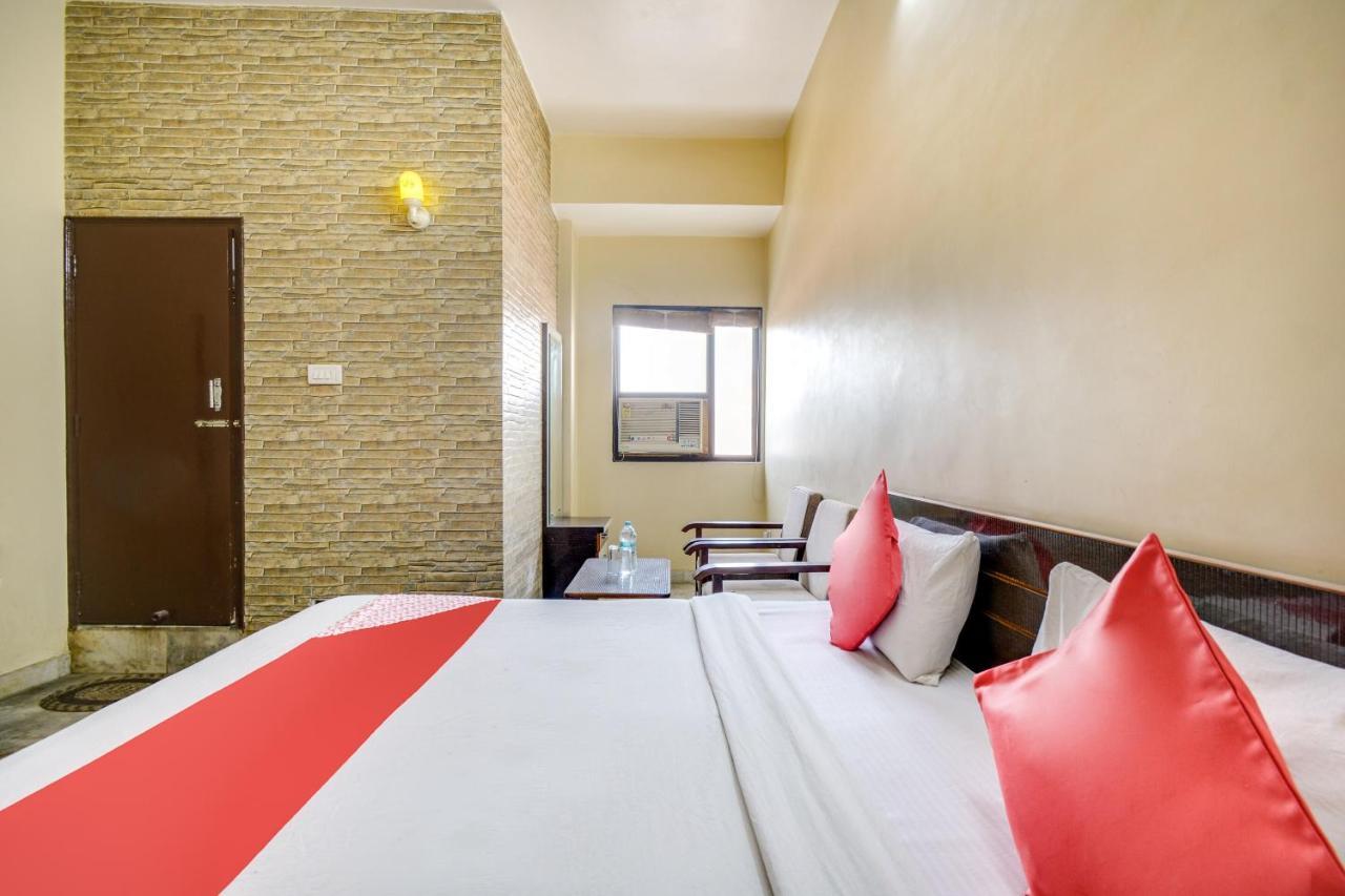 Oyo 72203 Shrinath Hotel 3*
