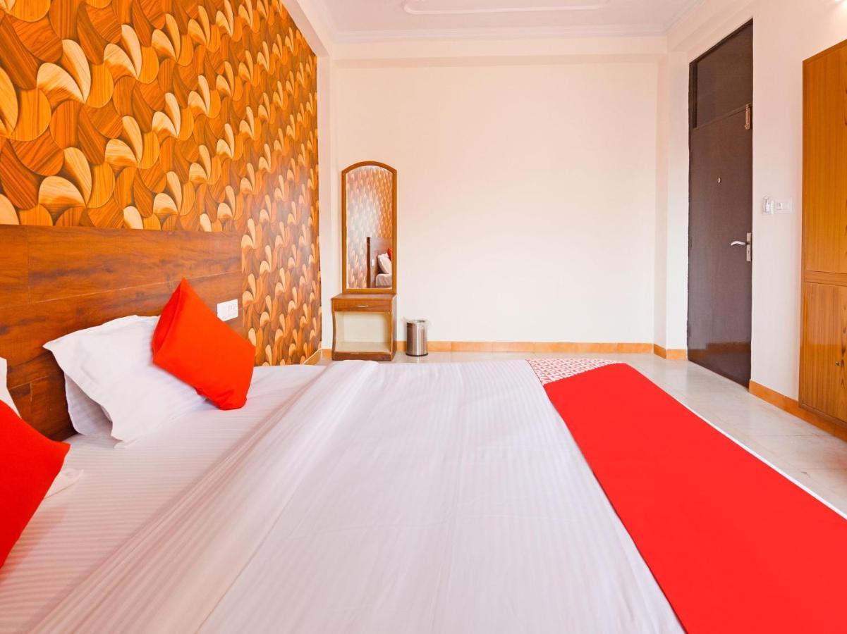 Collection O 62269 Elegant Hotel