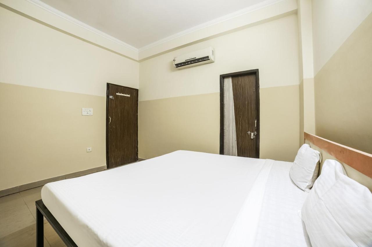 Oyo 44365 Sunshine Hotel Jaipur