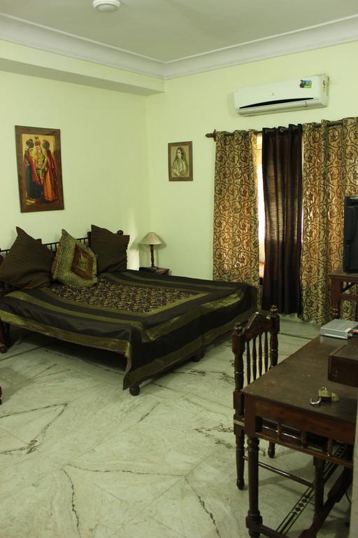 Janak Palace Hotel