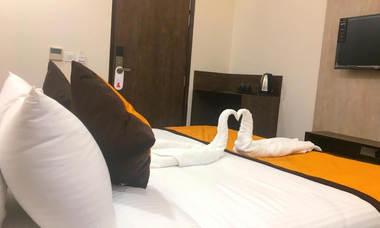 Hotel Aksh 3*