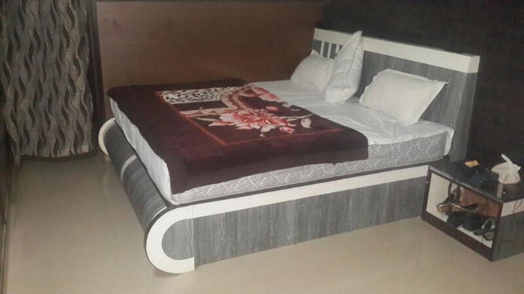 Jai Palace Hotel 3*