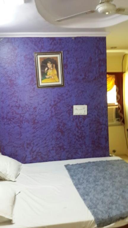 Jai Palace Hotel 3*